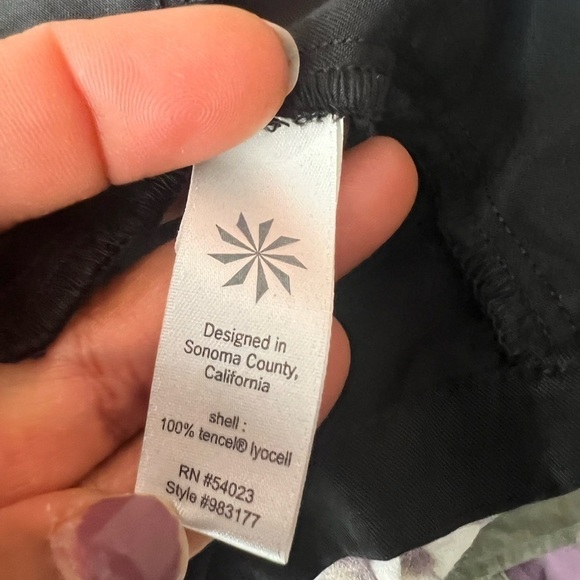 Athleta black halter dress with pockets size XS - Picture 11 of 11